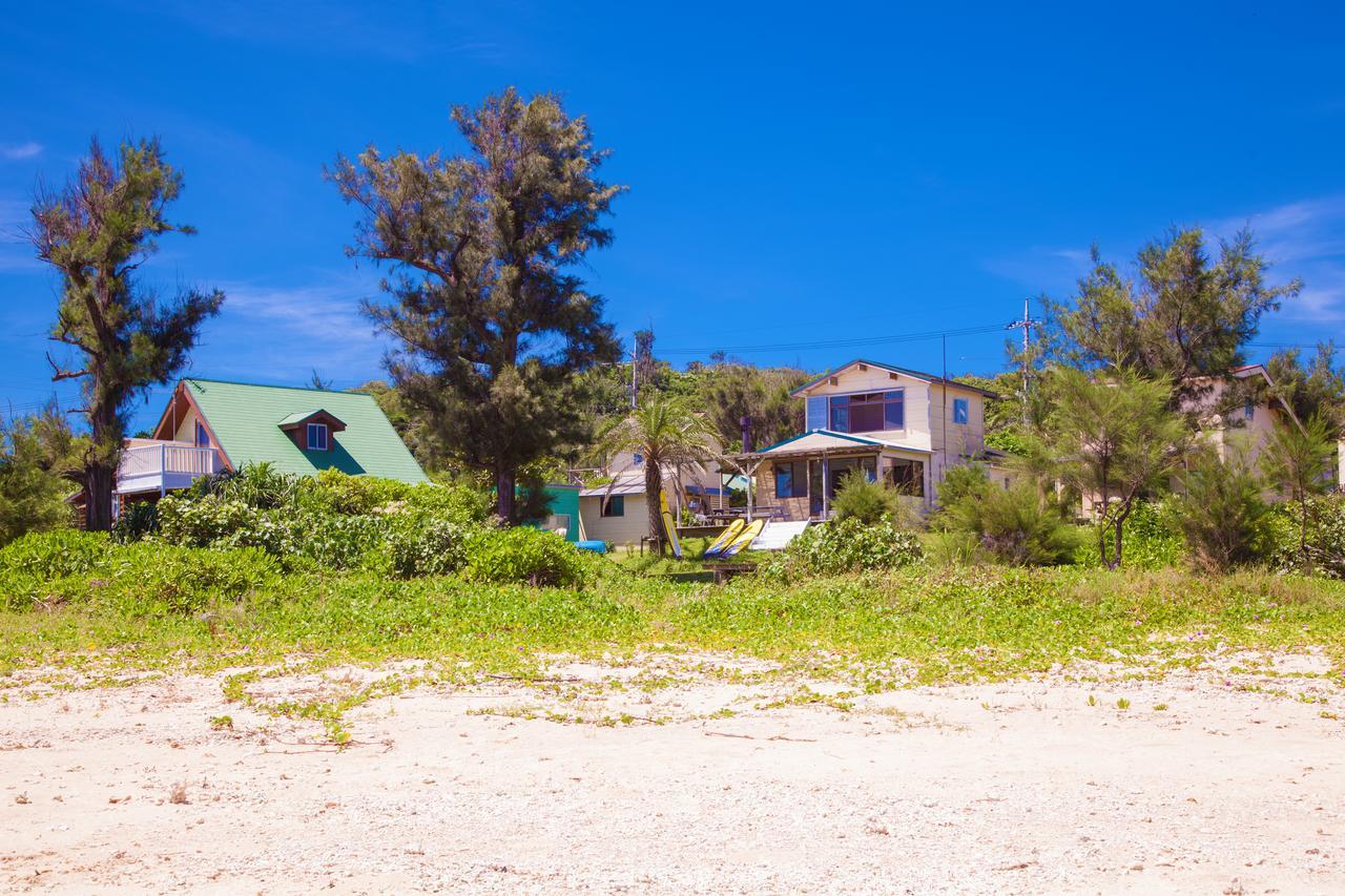 Kariyushi Condominium Resort Motobu The Beach Garden House Extérieur photo