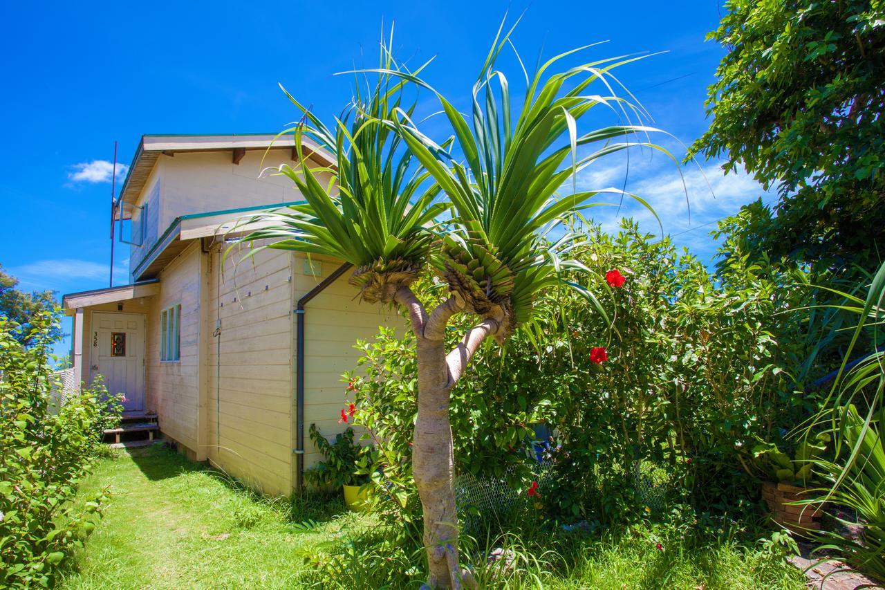 Kariyushi Condominium Resort Motobu The Beach Garden House Extérieur photo